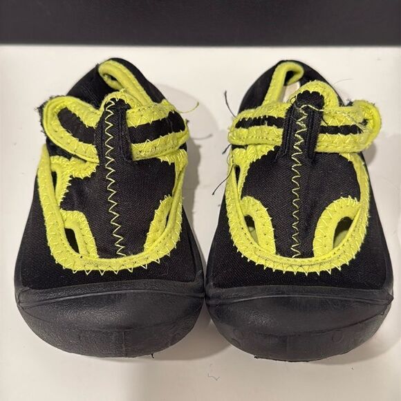 Cat & Jack Other - Kids Water Shoes